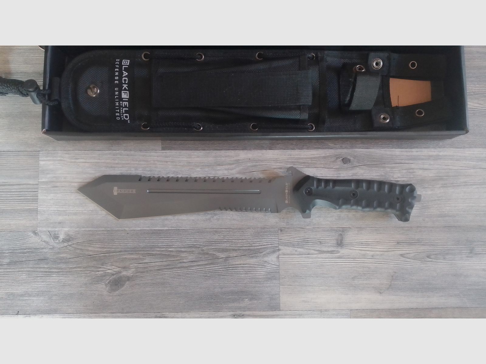 BlackField Machetenmesser Hammer mit Nylonscheide - Unbenutzt