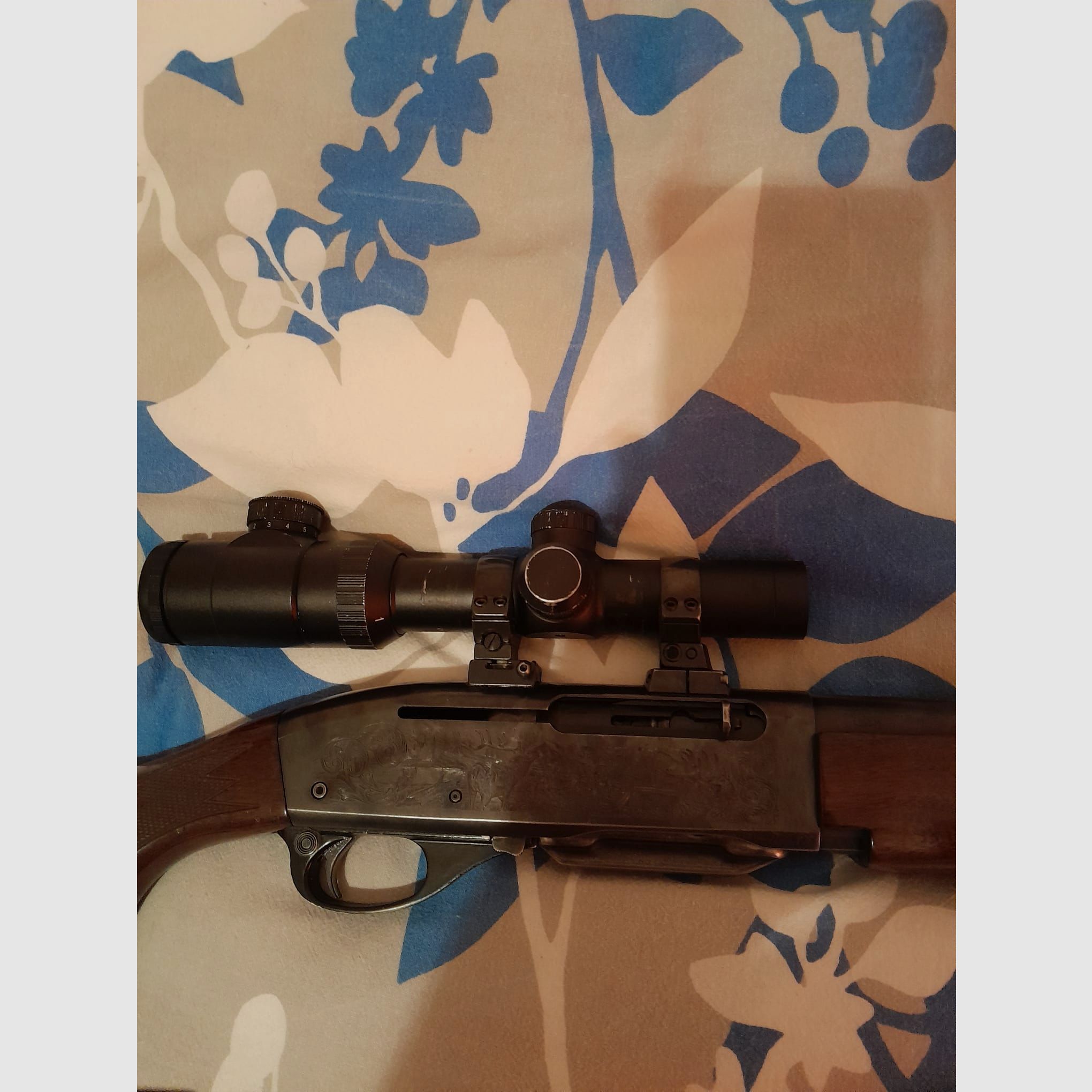 Halbautomat Remington 7400 Kal. 30-06 mit Drückjagdglas