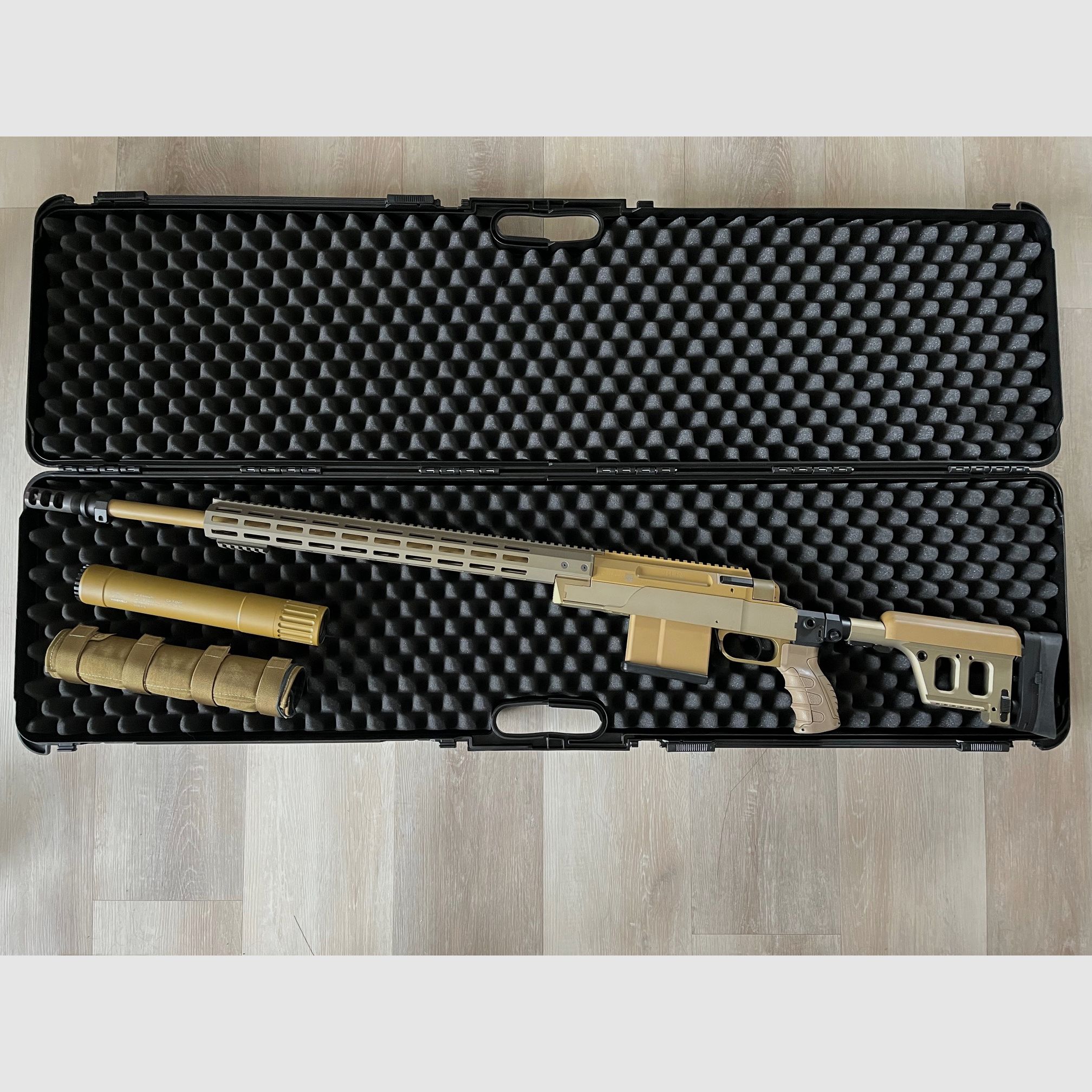 Haenel HLR Pro .338 Lapua Magnum - only 60 shots - like new - including B&T silencer