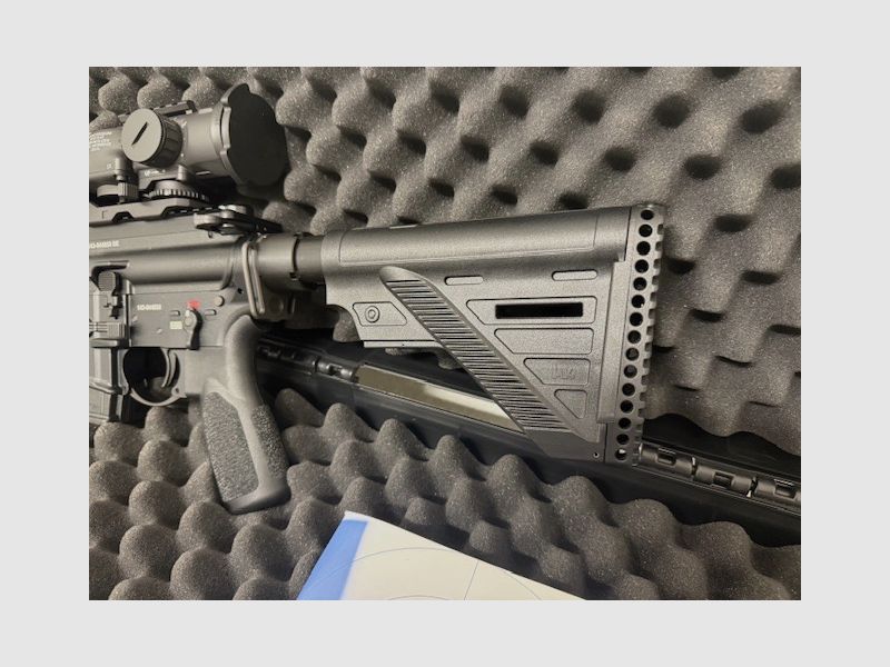 HECKLER & KOCH MR223 A3-VERSION 14,5" KALIBER .223 REM. SELBSTLADEBÜCHSE BUNDESWEHRVERSION