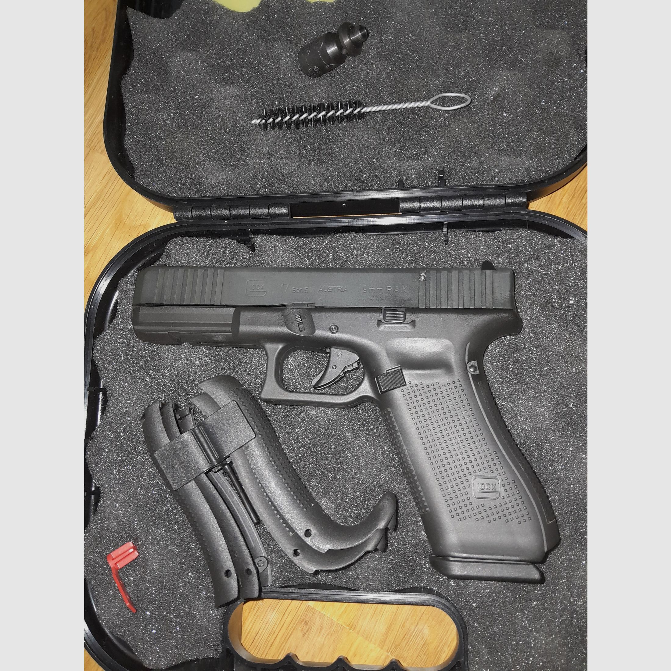 Edition GLOCK 17 Gen5 9 mm P.A.K.