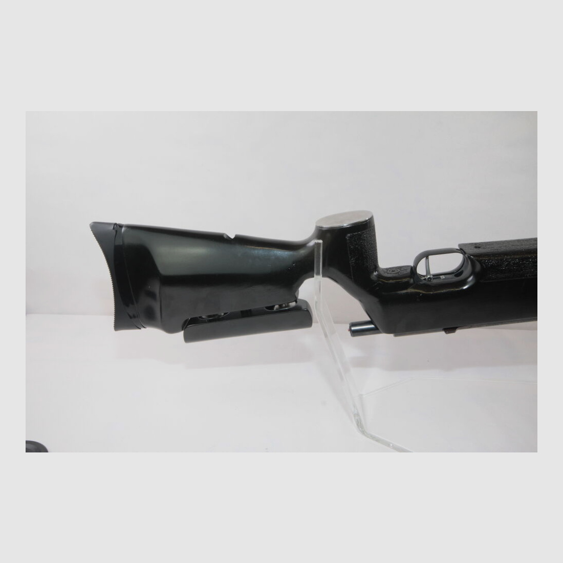 Weihrauch jednostrzałowy Weihrauch HW 660 - .22lr