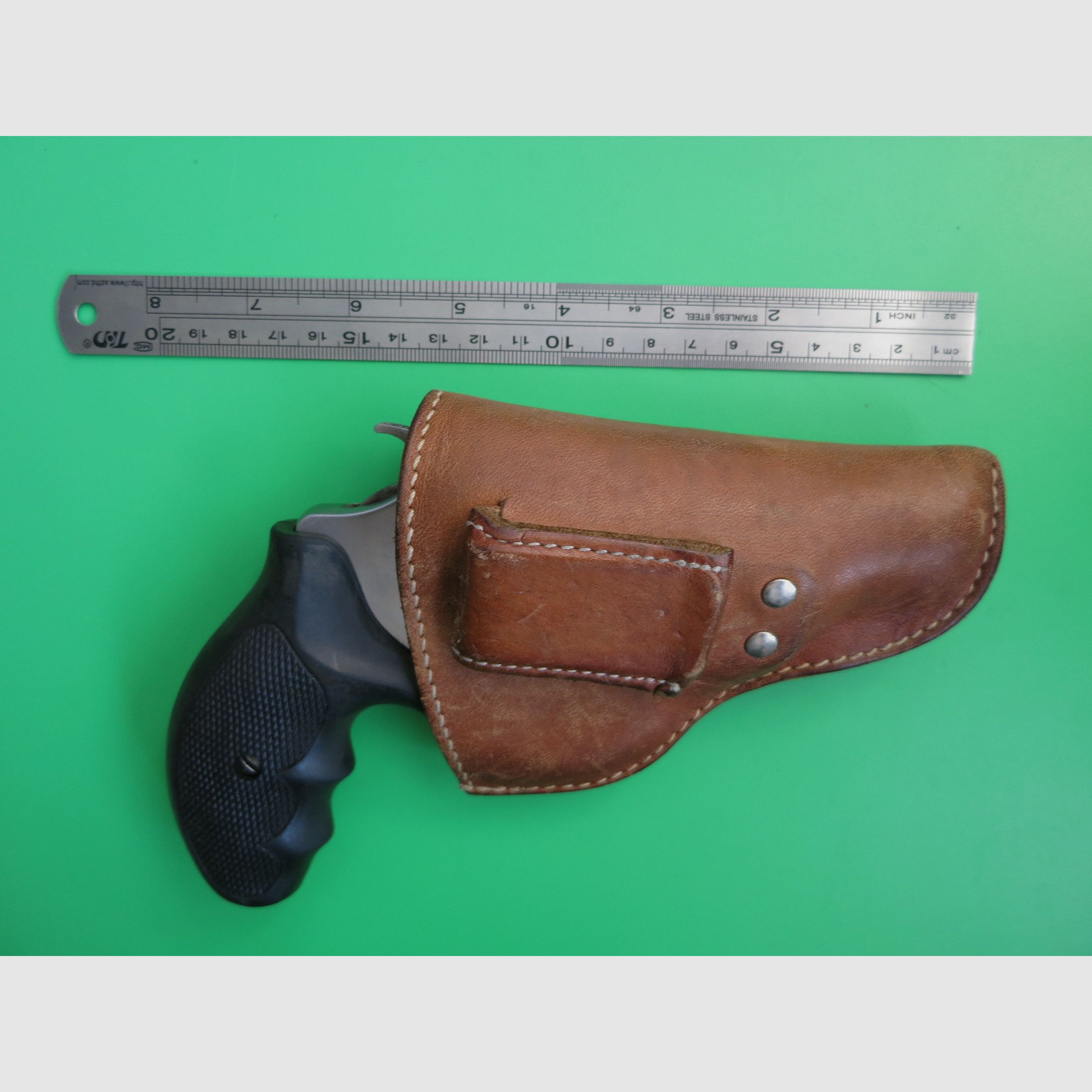 Gürtelholster Revolver,  Leder, z. B. Smith&Wesson Mod. 60-90, .357 Magnum, 2,15", Lady Smith