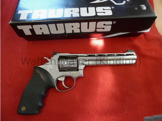 Taurus 689