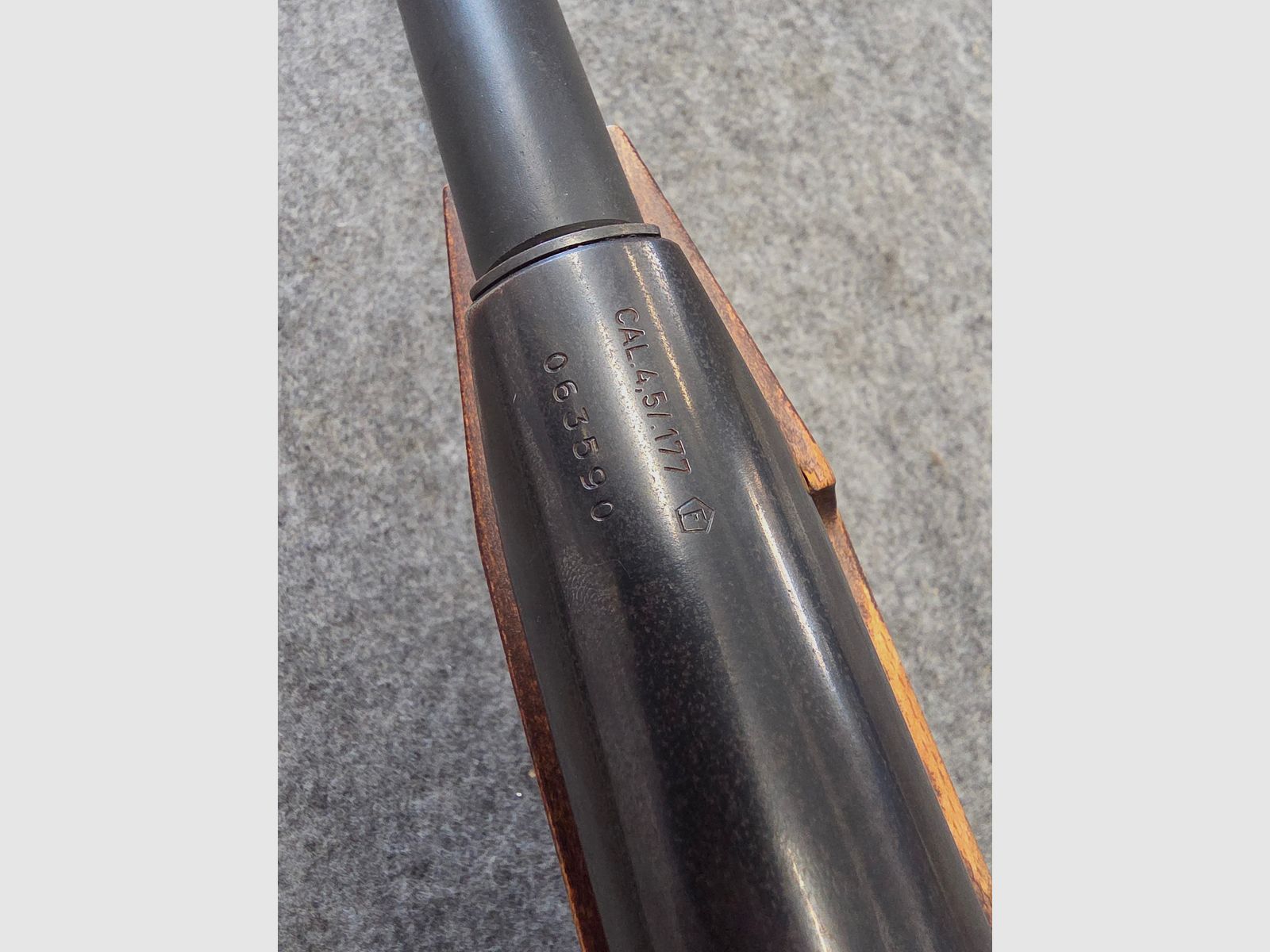 Match air rifle side cocking Diana Mod. 75 U T01 very rare in good condition