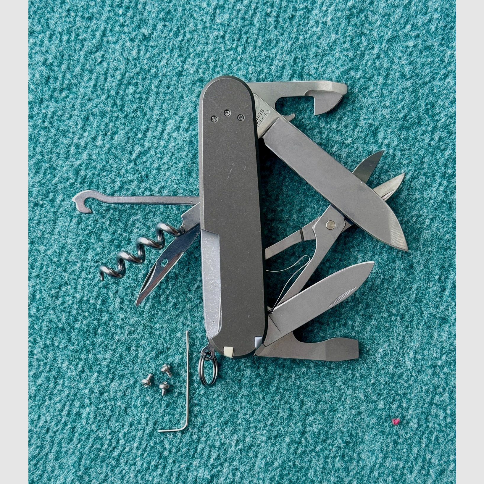 Victorinox Climber mit Titan-Griffschalen in rosty