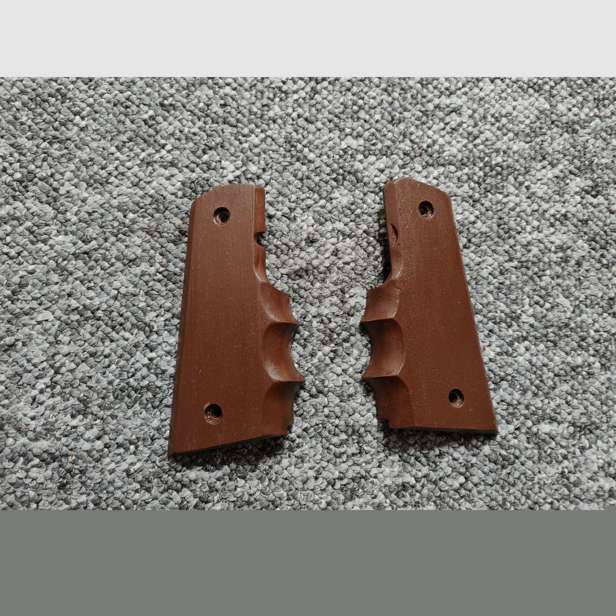 Combat grip schaal van hout voor Colt 1911 (met een beetje bewerking ook geschikt voor Umarex 1911 of andere schreckschuss-derivaten) NIEUW