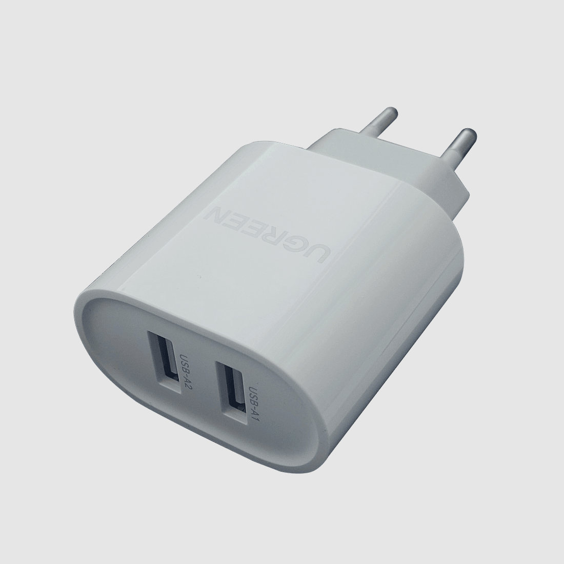 Woodline charger 100-240V 2 x USB-A (2.4A + 2.4A)