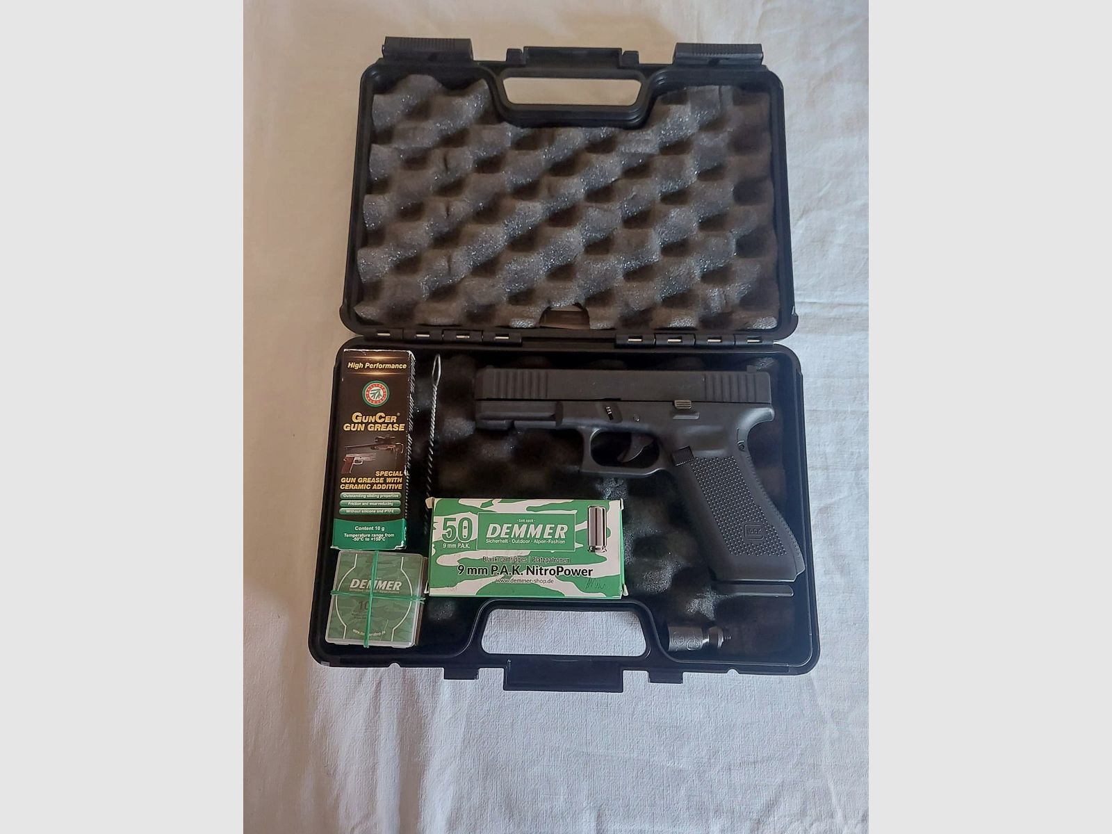 Glock 17 Gen 5 9mm P.A.K + Zubehör 