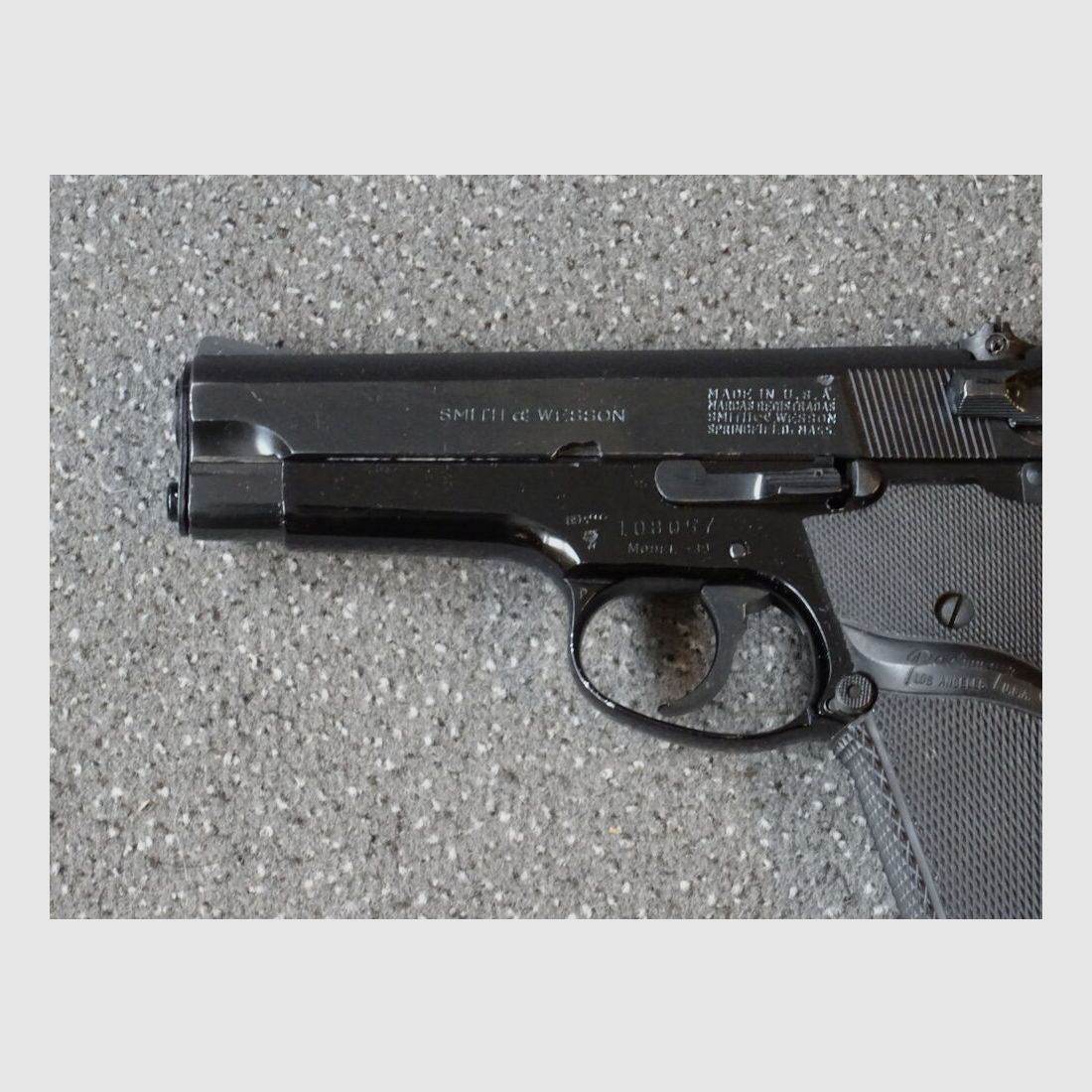 S&W SMITH & WESSON MODEL 39