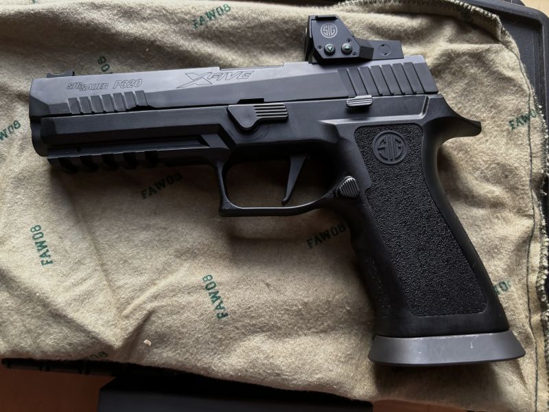 SigSauer P320-xfive mit romeo1