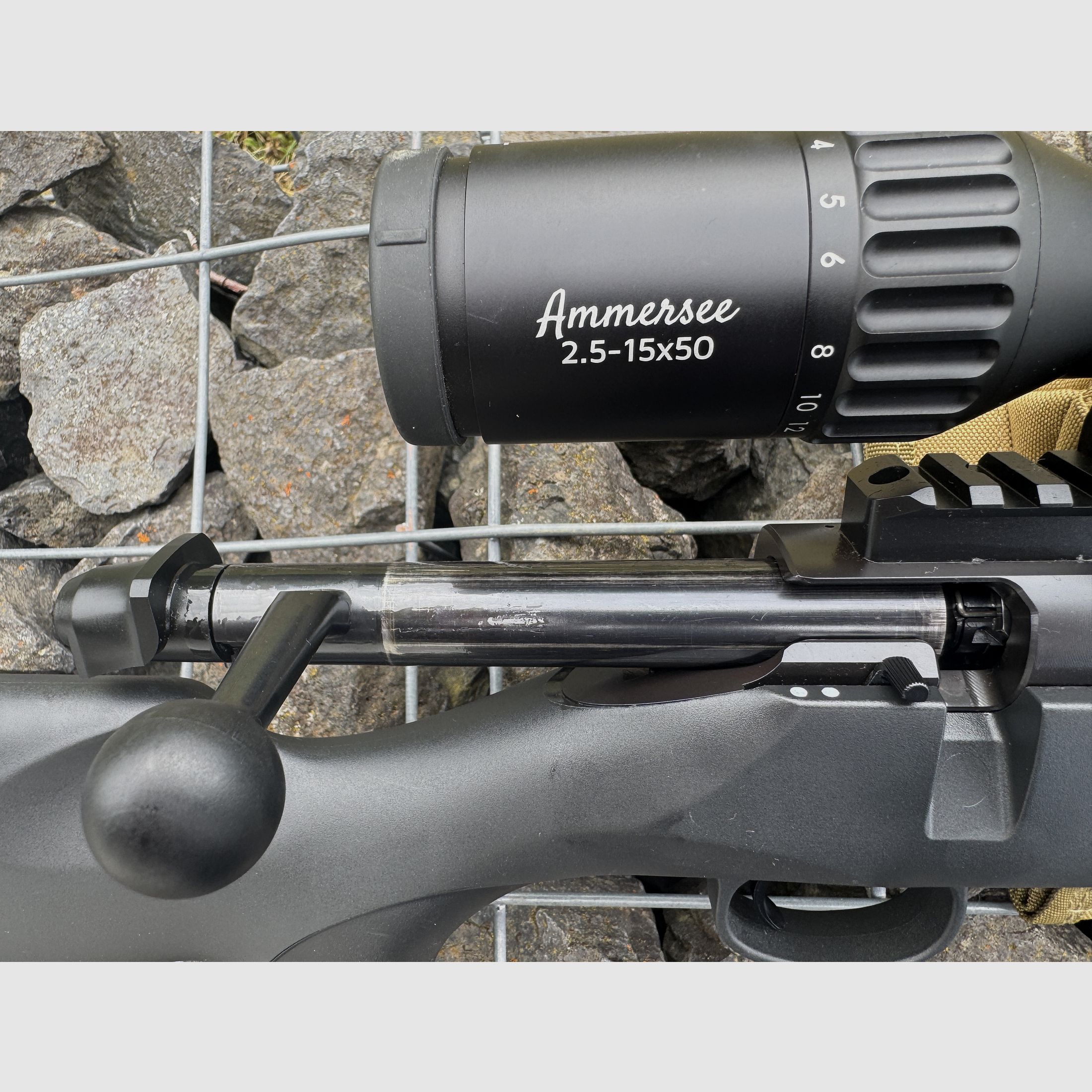 Mauser M18 Standard, .300 Win. Mag. - LL 51 cm. Mit Zielfernrohr 2,5-15x50 HD. gebraucht - neuwertig