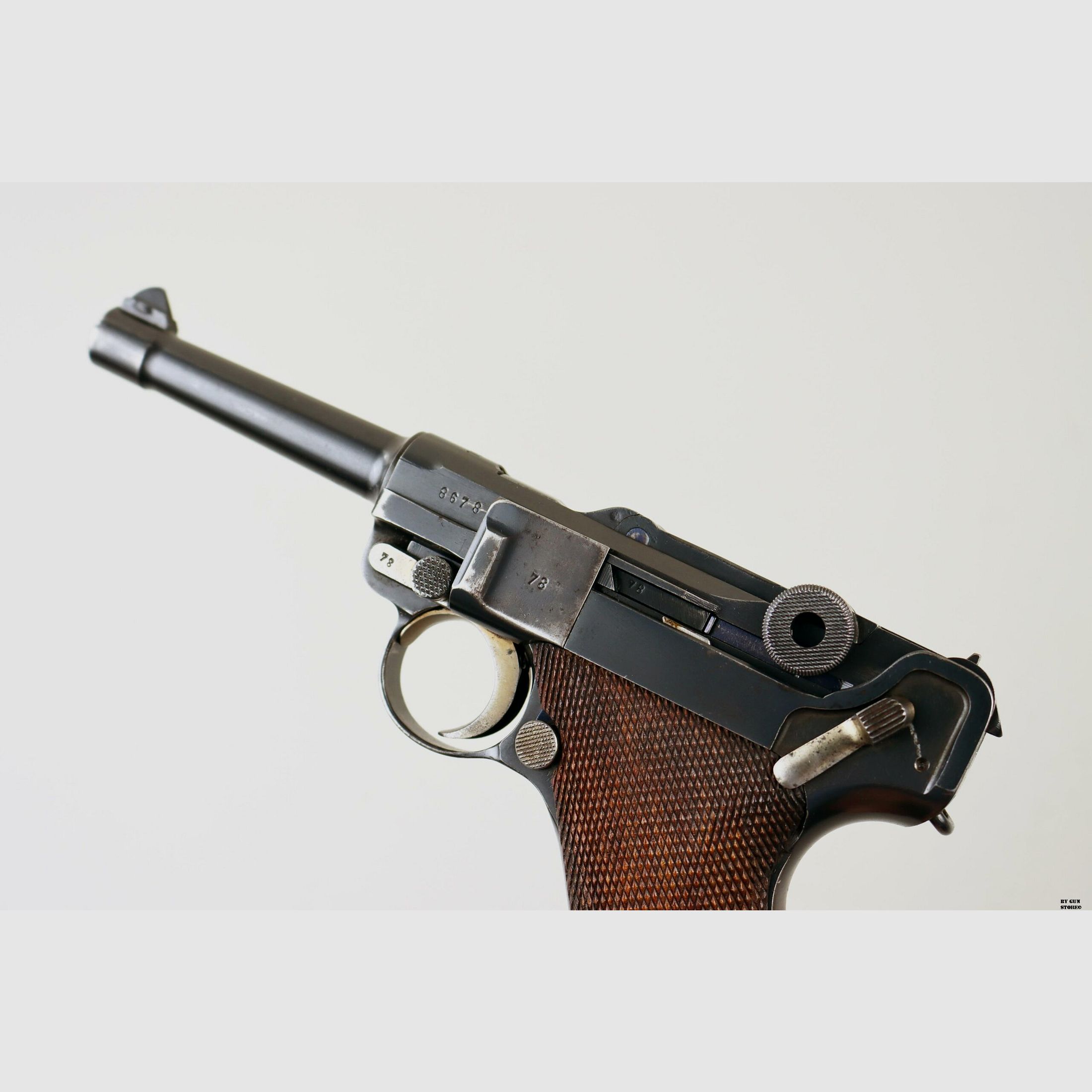 Pistola Mauser mod. Luger P08 S/42 cal. 9×19 matr. 8678, immagine 6 di 13