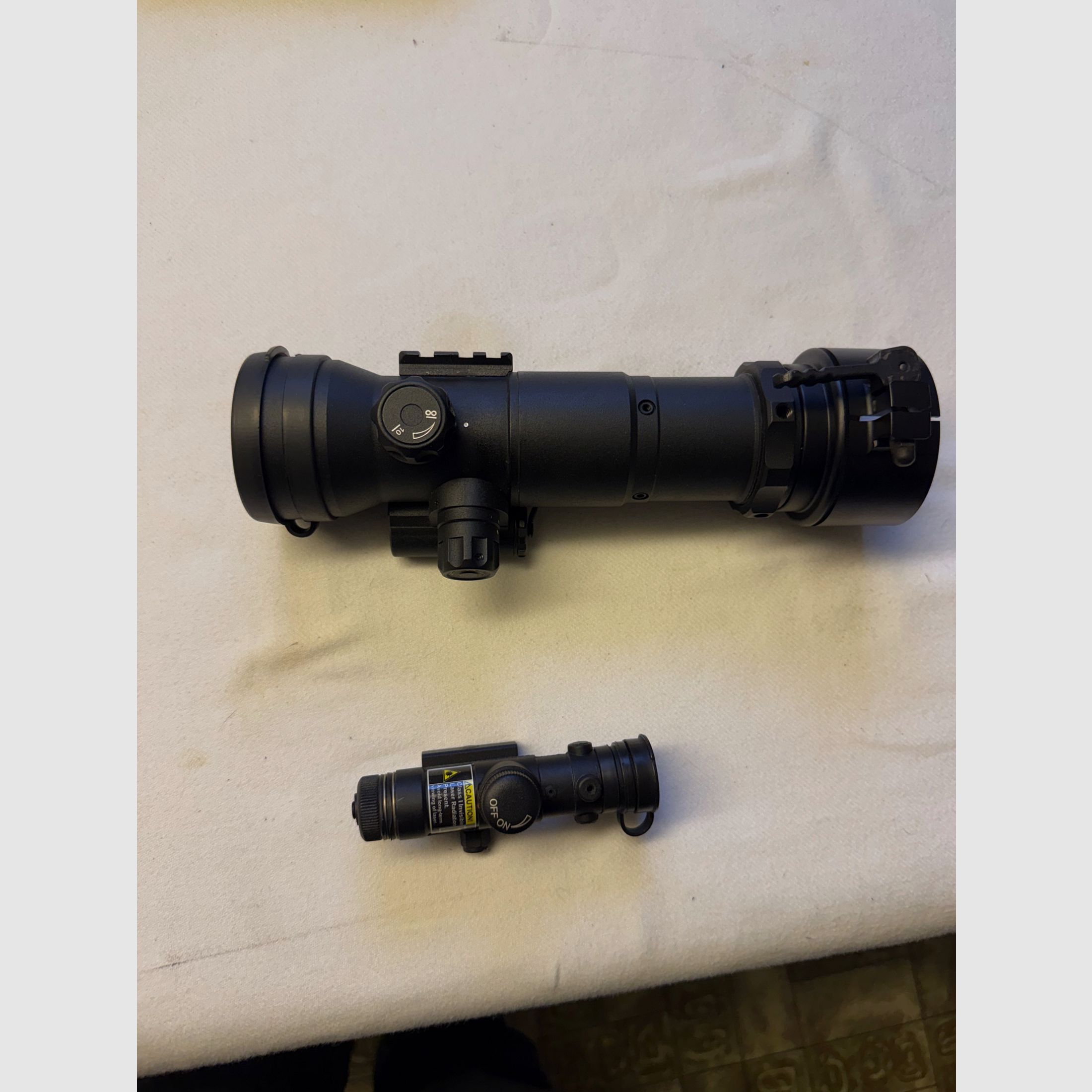 night vision attachment, immagine 1 di 4