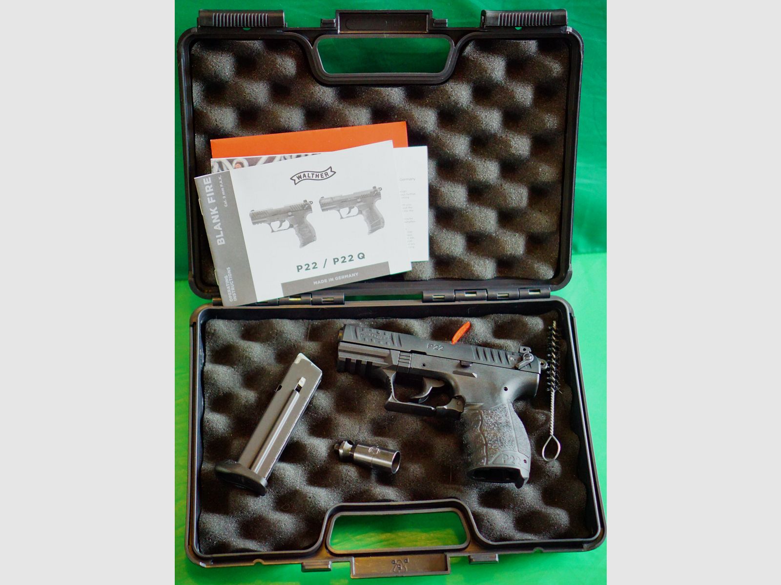 Walther P22Q Schreckschuss Pistole 9mm P.A.K. schwarz  (PTB 778) - neuwertig!