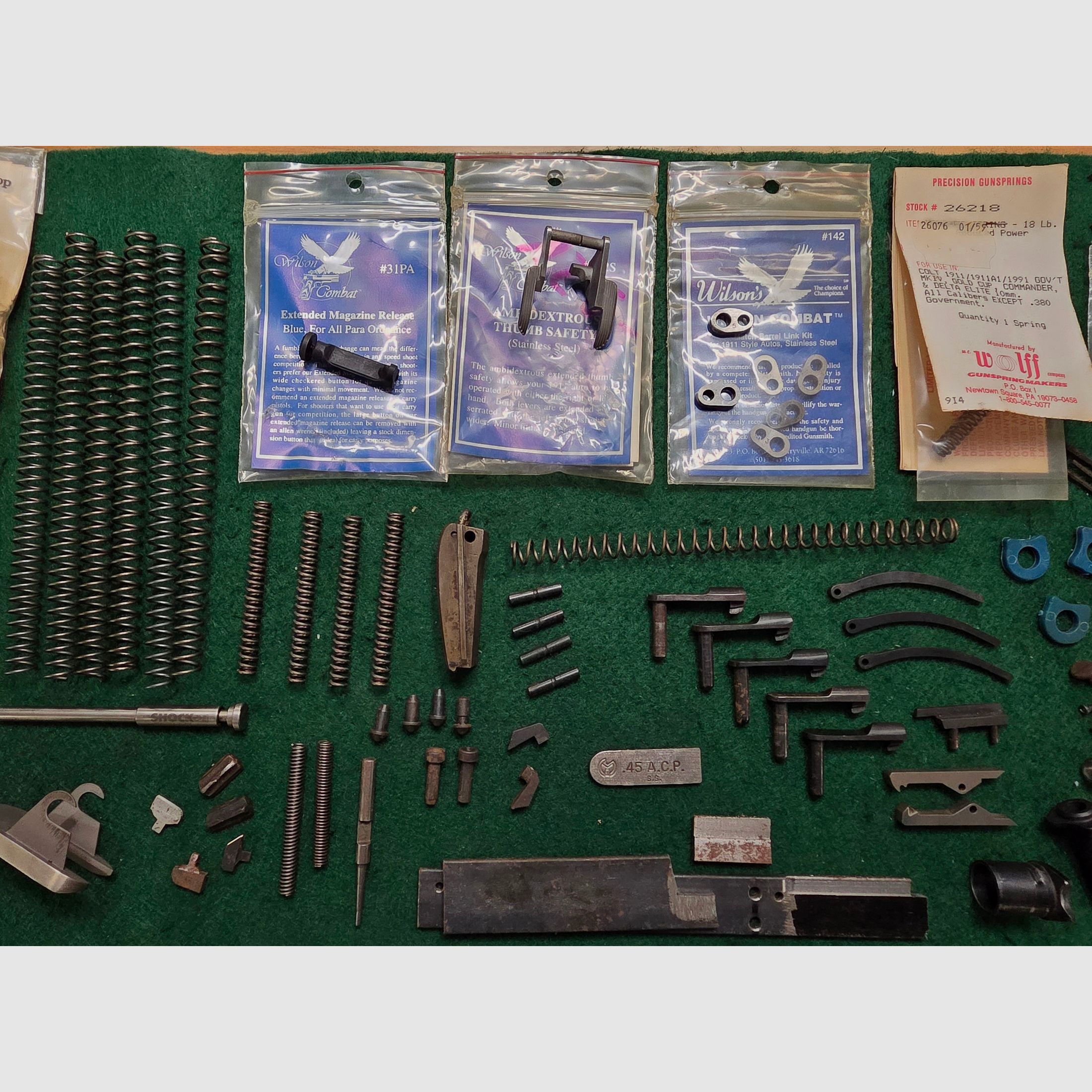 Very large lot of spare parts Colt Government 1911 various versions