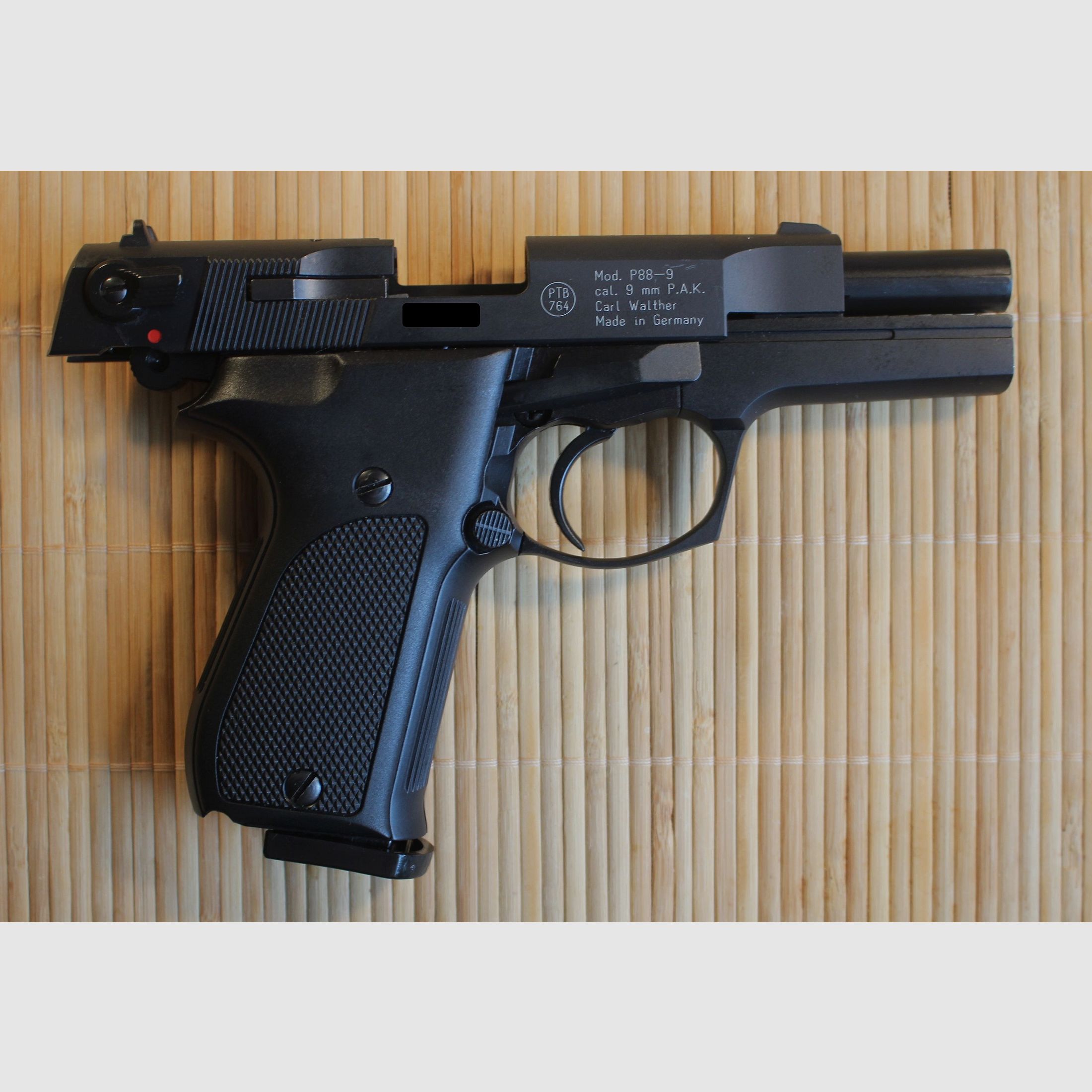 Walther P88 pistolet alarmowy Kaliber P.A.K. 9mm Brüniert