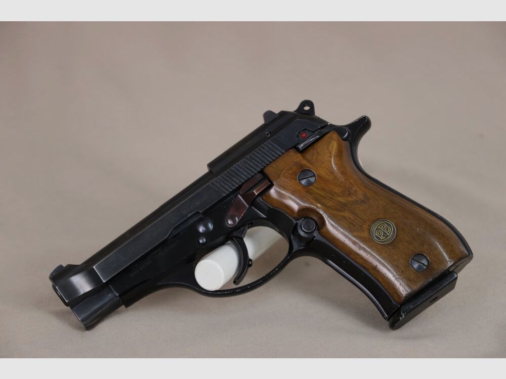 Beretta Mod. 84 BB // .380 Auto o 9mm Short