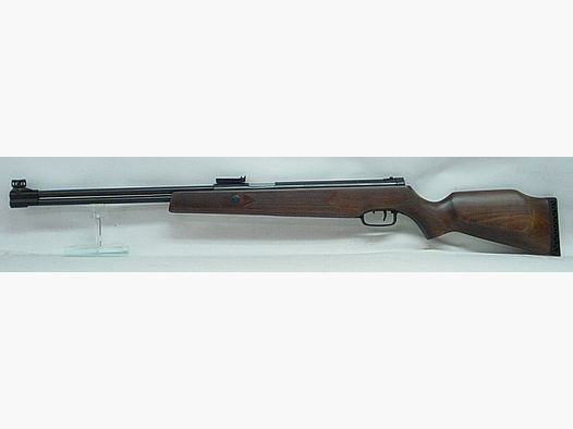 Hunter Force 900 Combo (UH-Sp) - Kal.4,5mm inkl. 4x32 ZF