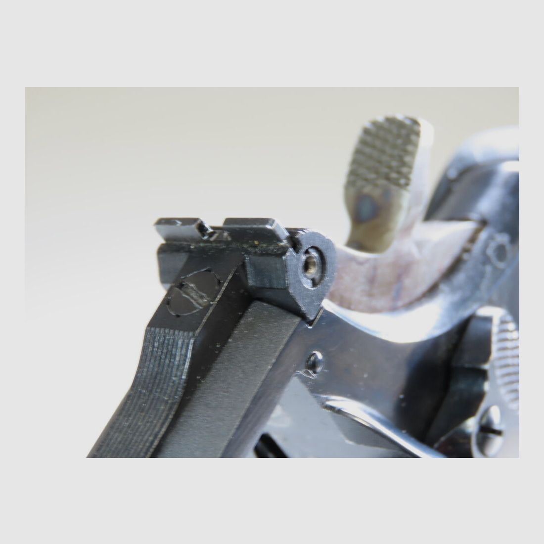 Smith & Wesson 617 in 6Zoll