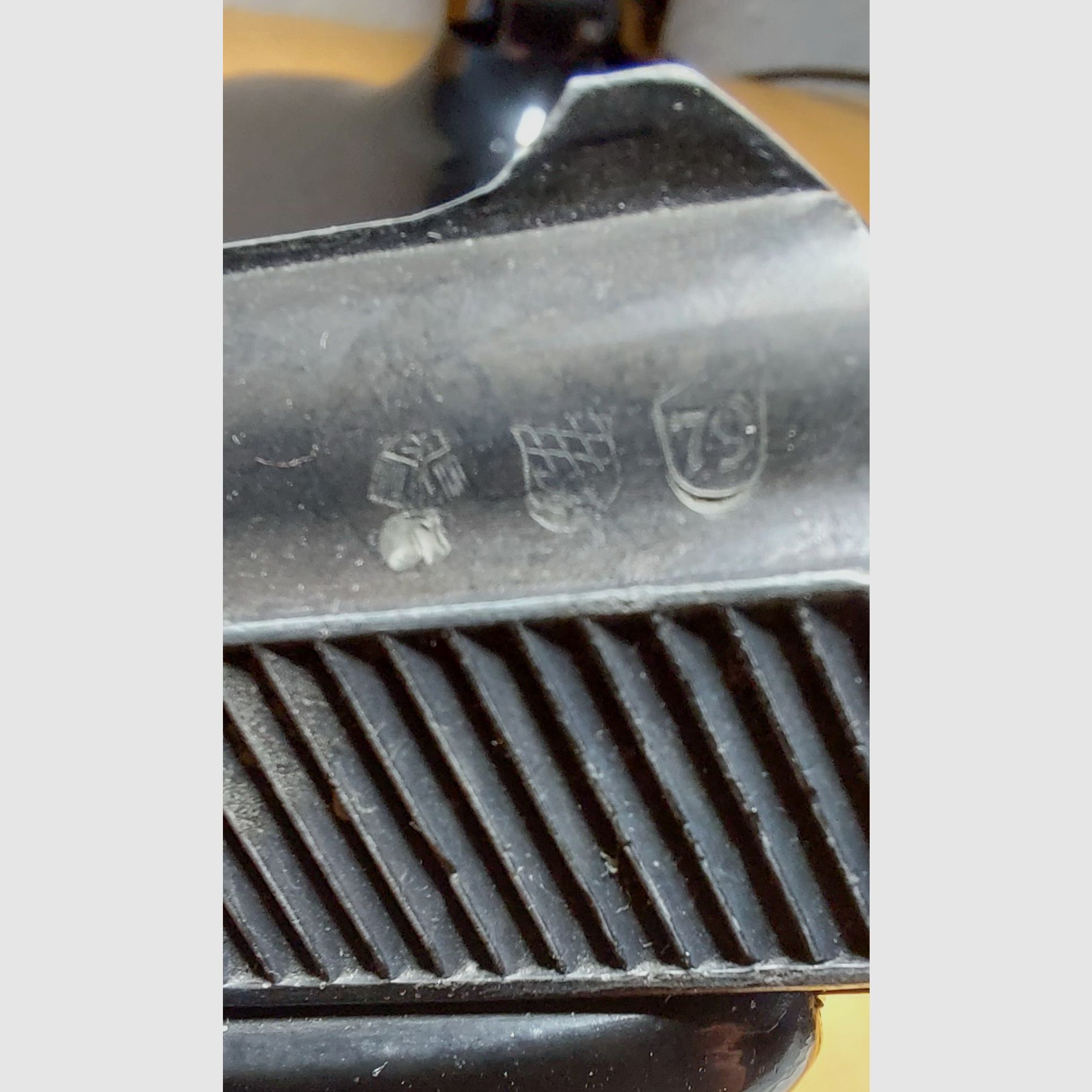 HS  Mod. 5A  8mm Taschenpistole 6 Schuss Magazin  PTB 100  Beschuss: 1979 mit Pyrobecher