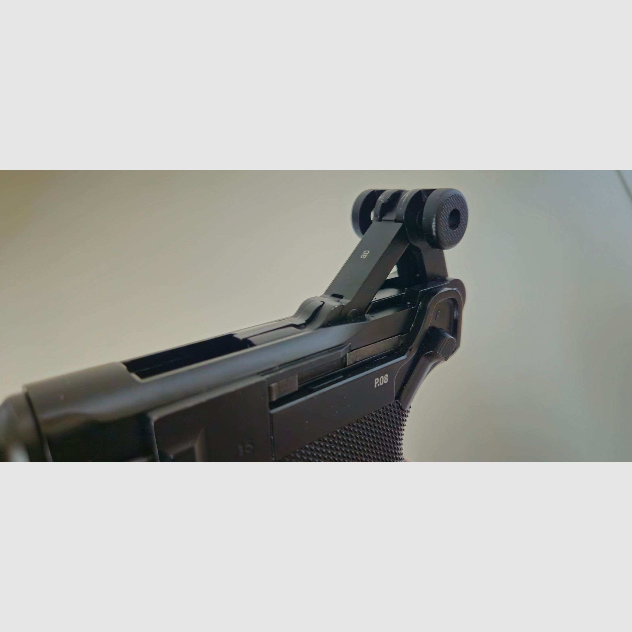 Umarex Legends - P08 CO2 4,5mm schwarz