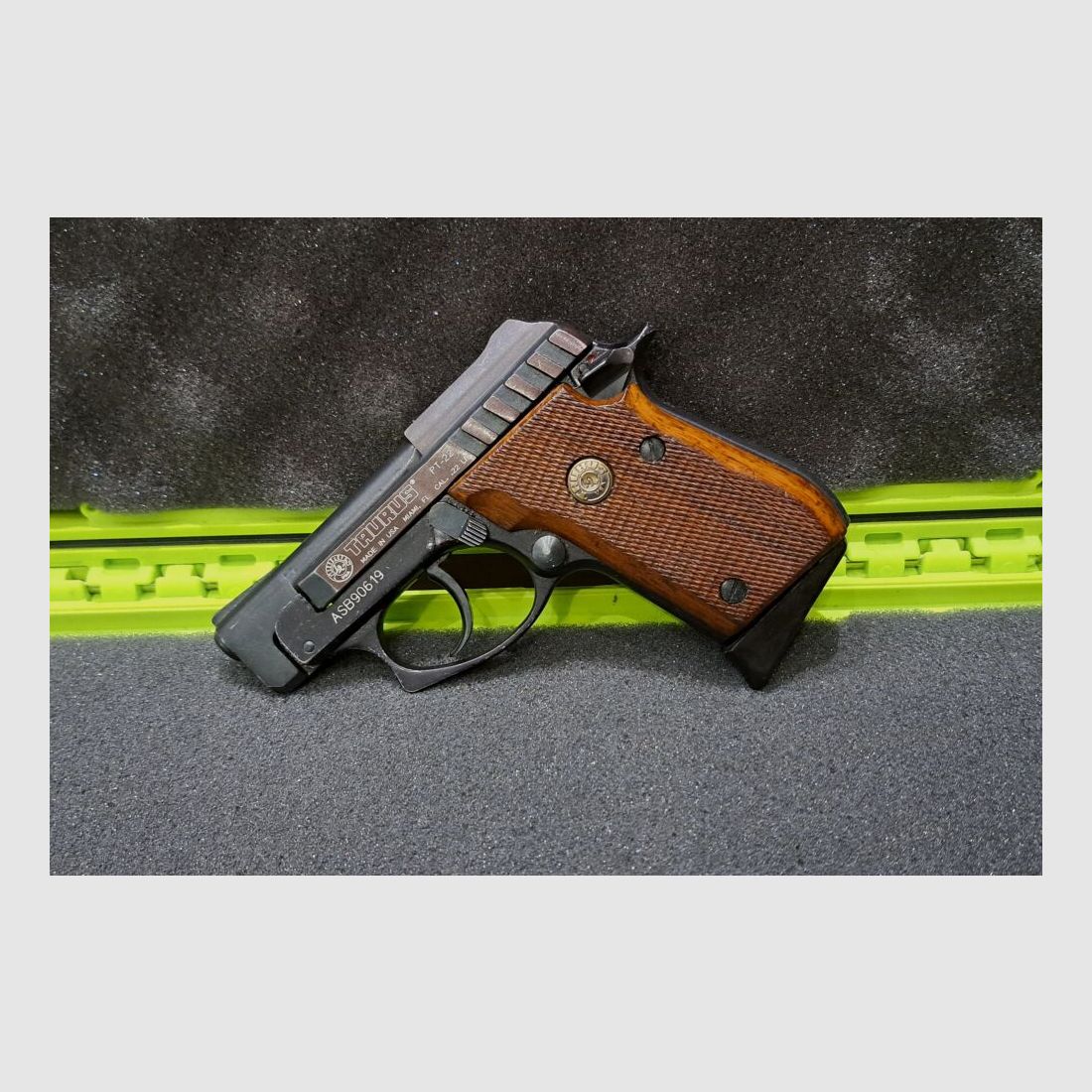 Taurus PT-22, immagine 1 di 4