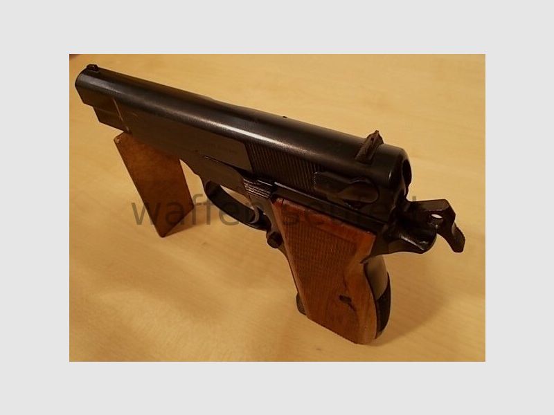 Pistolet Mauser Compact DA kal. dużego.
