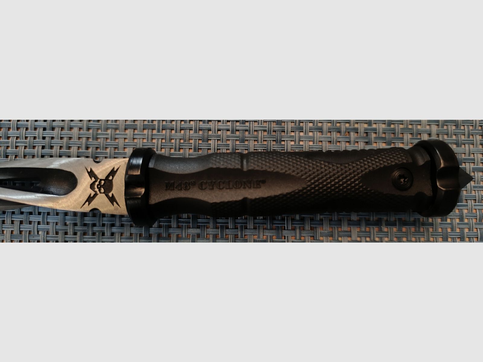 M48 CYCLONE Dolch Stoß Messer Glasbrecher 
