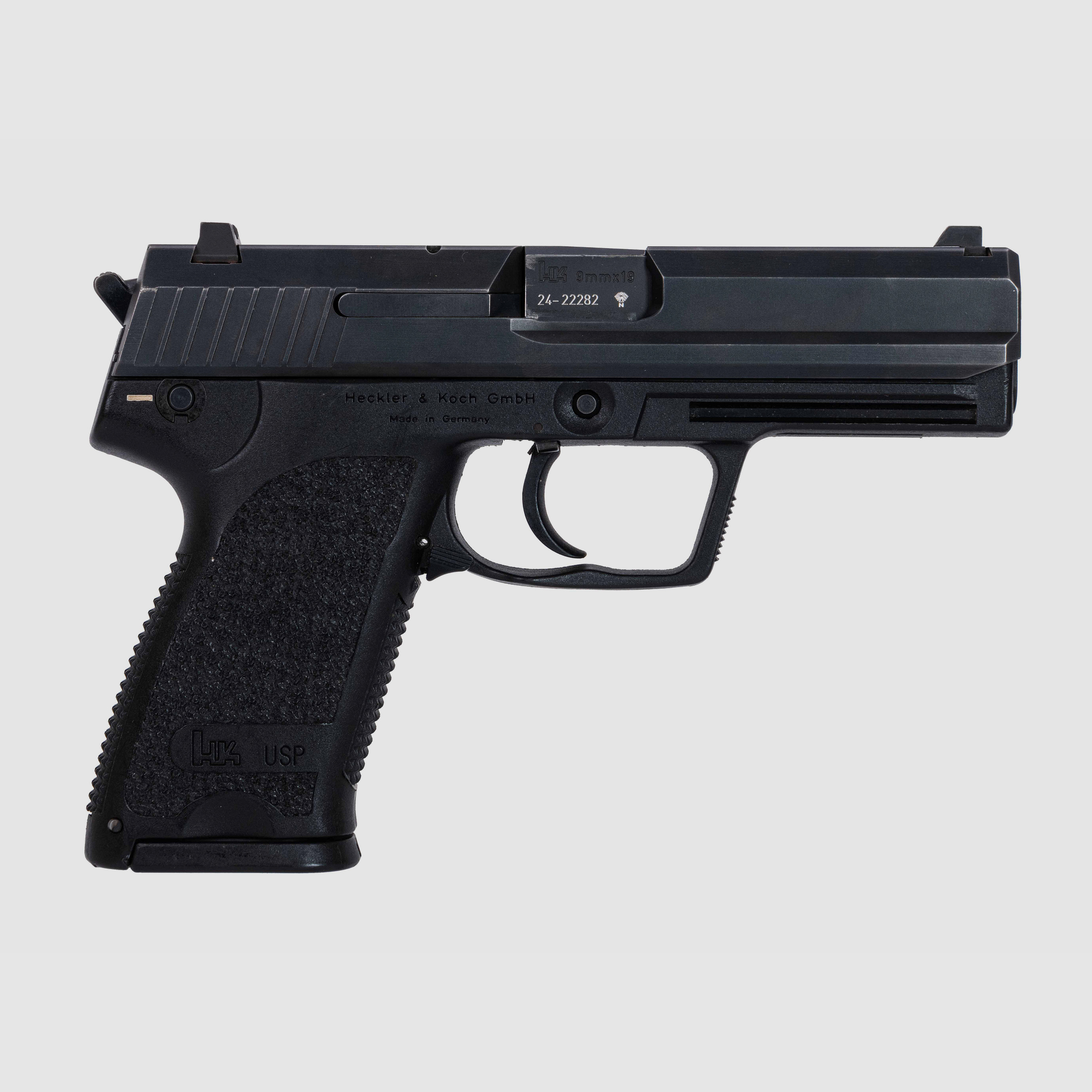 Heckler & Koch USP  , 2 Reservemagazine, 9mmLuger