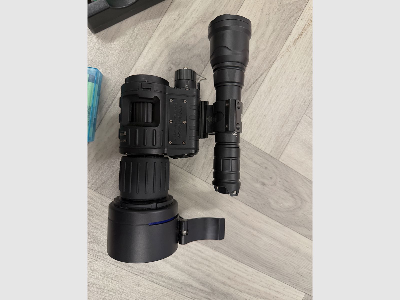 Diycon Black Mamba II visore notturno da montare, immagine 1 di 4