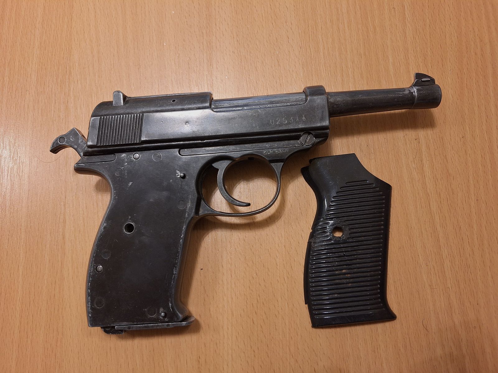 P 38 -  8mm blank firing