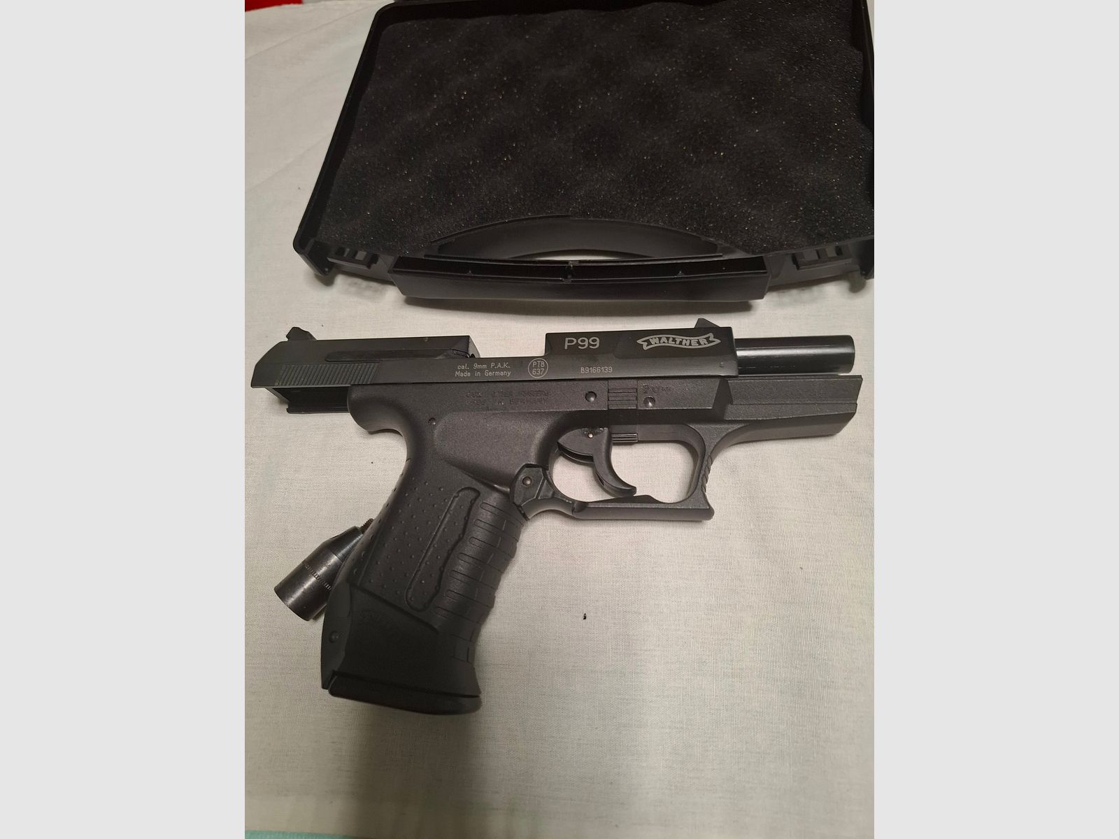 Walther P99  PTB 637 9mm P.A.K. 