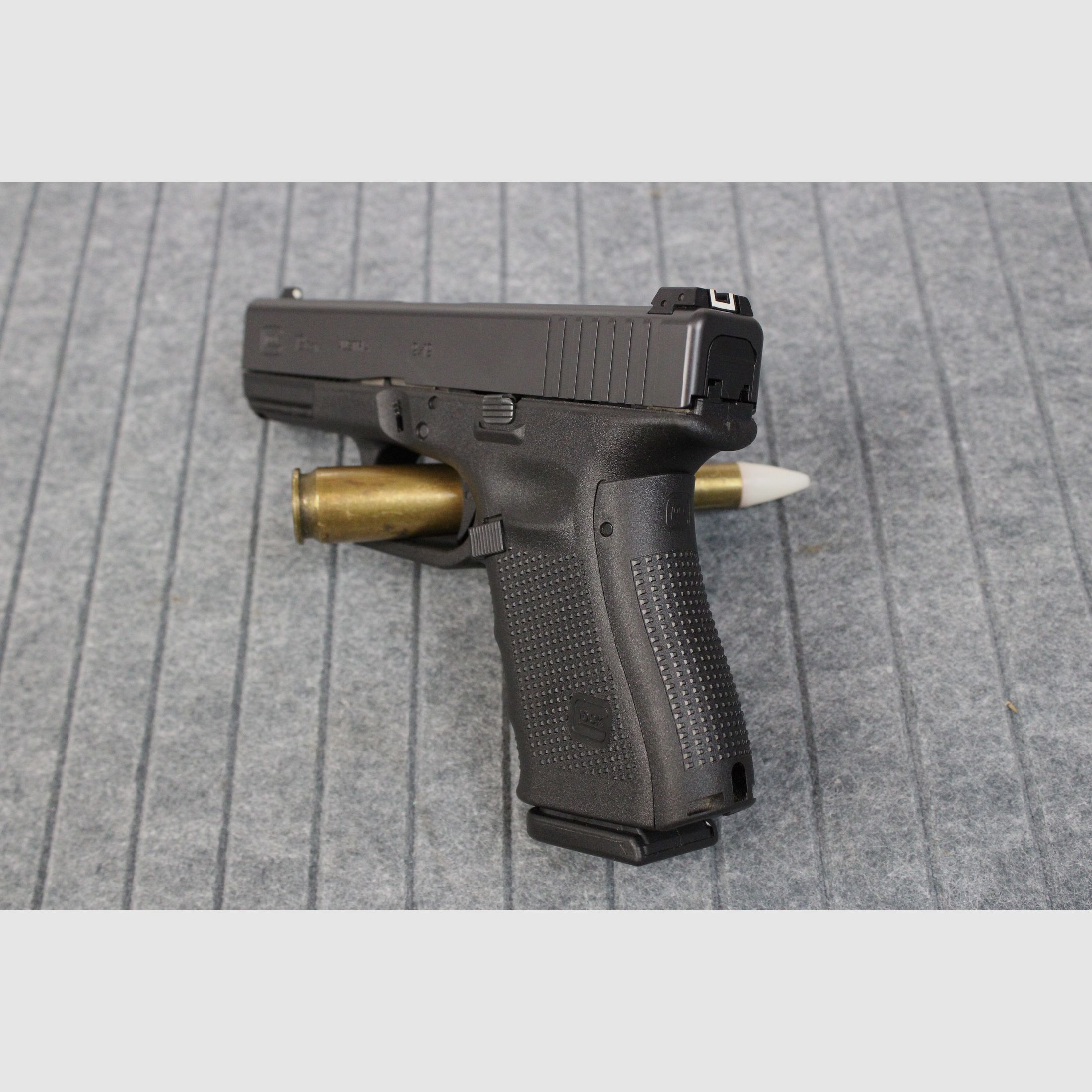 Glock 19 Gen4 9X19, Bild 2 von 6