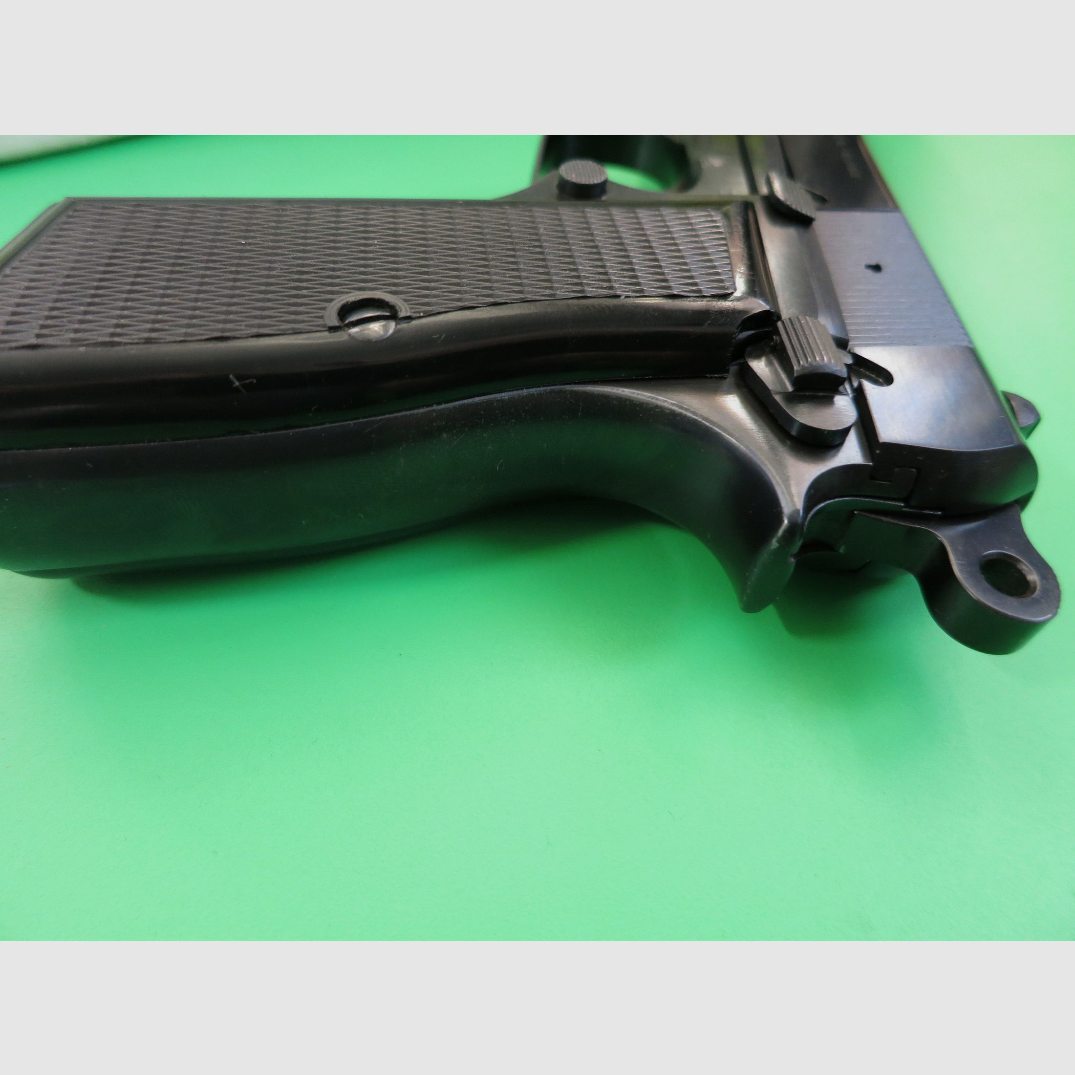 Fabrique Nationale Herstal, FN Browning HP (High Power), 9 mm Luger, wie neu    #51