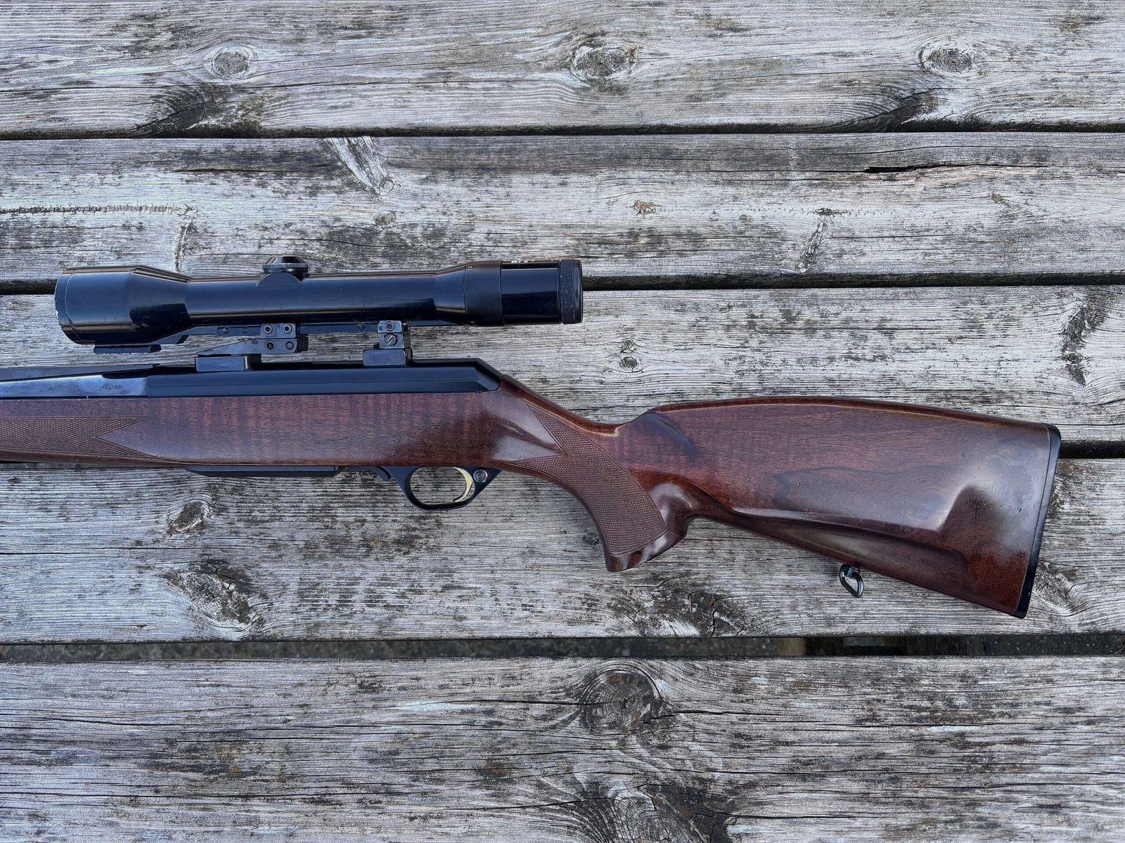 Browning Acera cal. 7×64 carabina straight-pull, immagine 2 di 4