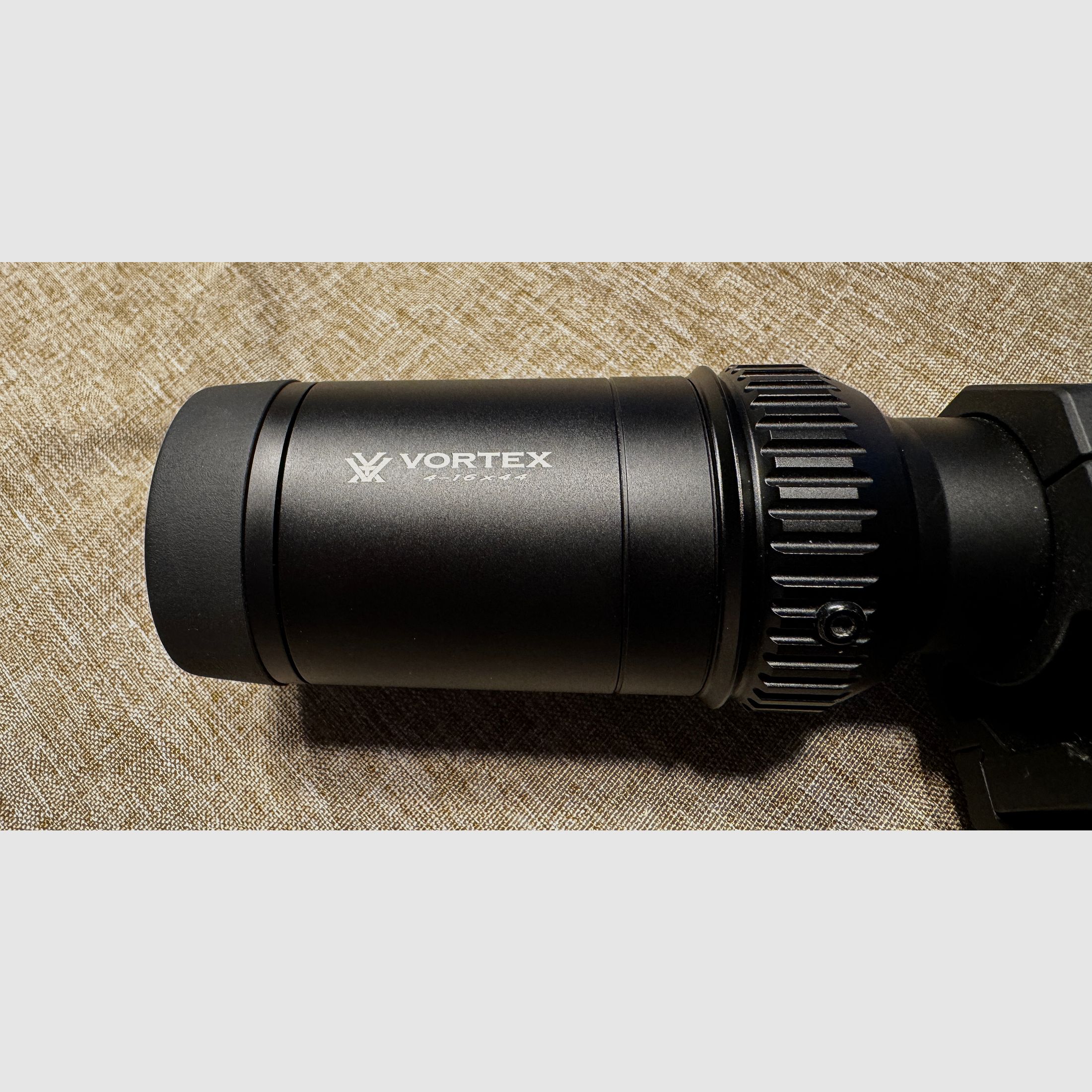 Vortex Viper HS-T 4-16x44 VMR-1 MRAD + Precision Matched Rings 32mm