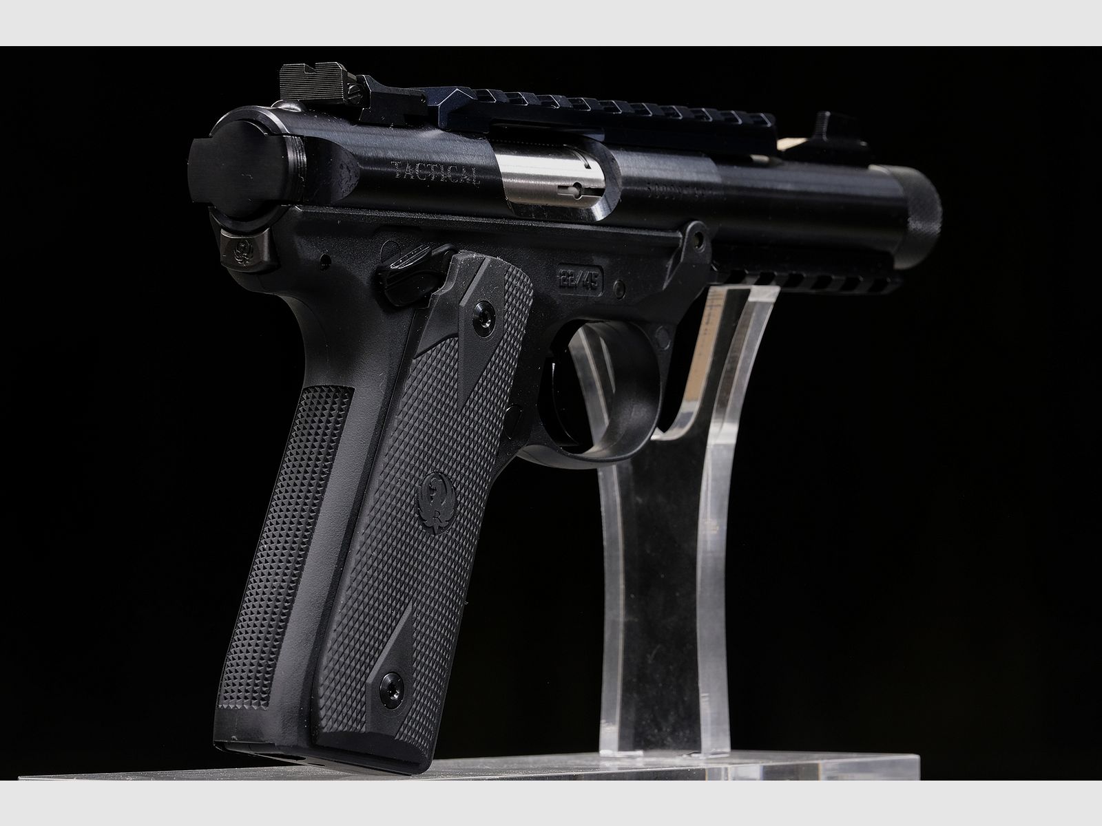 Ruger Mark IV 22/45 Tactical, immagine 5 di 6
