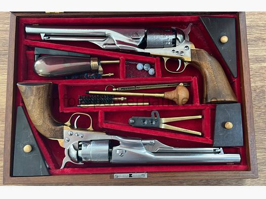 Colt 1860 Army 8" silver steel in a 2-piece set with accessories or solo .44 (Black Powder)