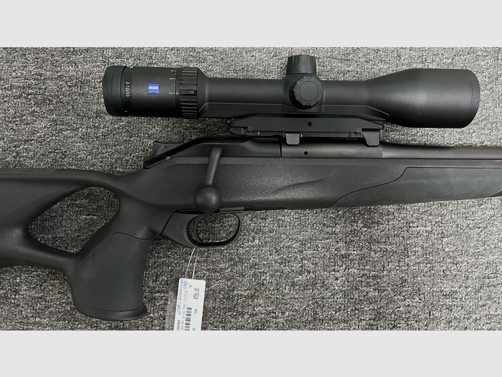 Blaser R8 Professional Success .30-06 + Zeiss Conquest V6 2-12x50 + Dentler Montage