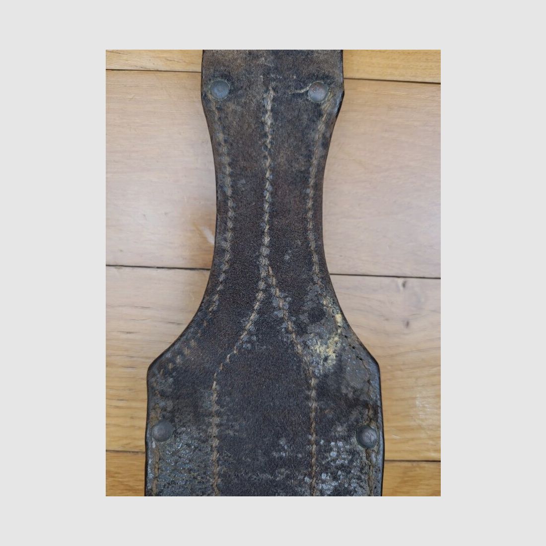 Rarissime Porte-Fourreau de baïonnette 98/02 – Cuir – Rivets et coutures impeccables – période 1ière GM – TBE, image 9 sur 10