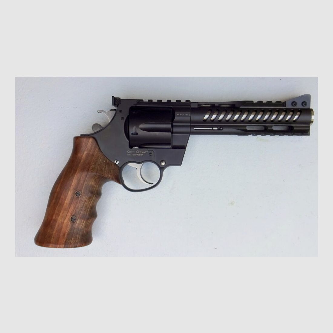 KORTH Germany KORTH RANGER NXR 44