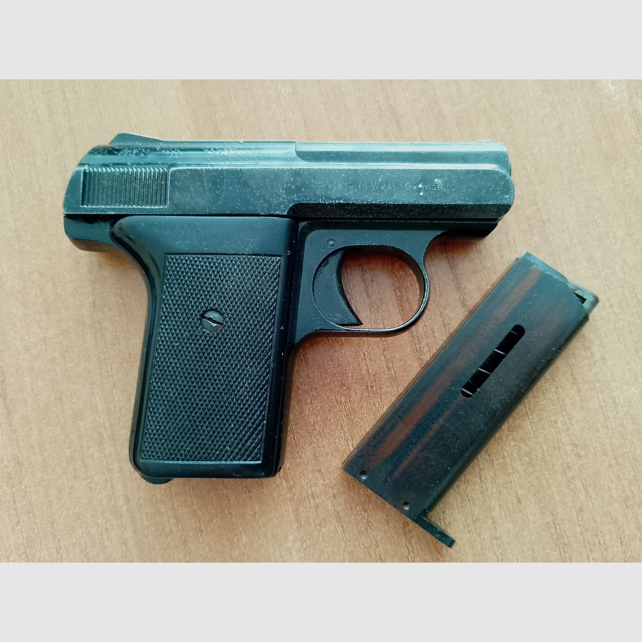 Reck Gaspistole P6 im Kaliber 8 mm Knall