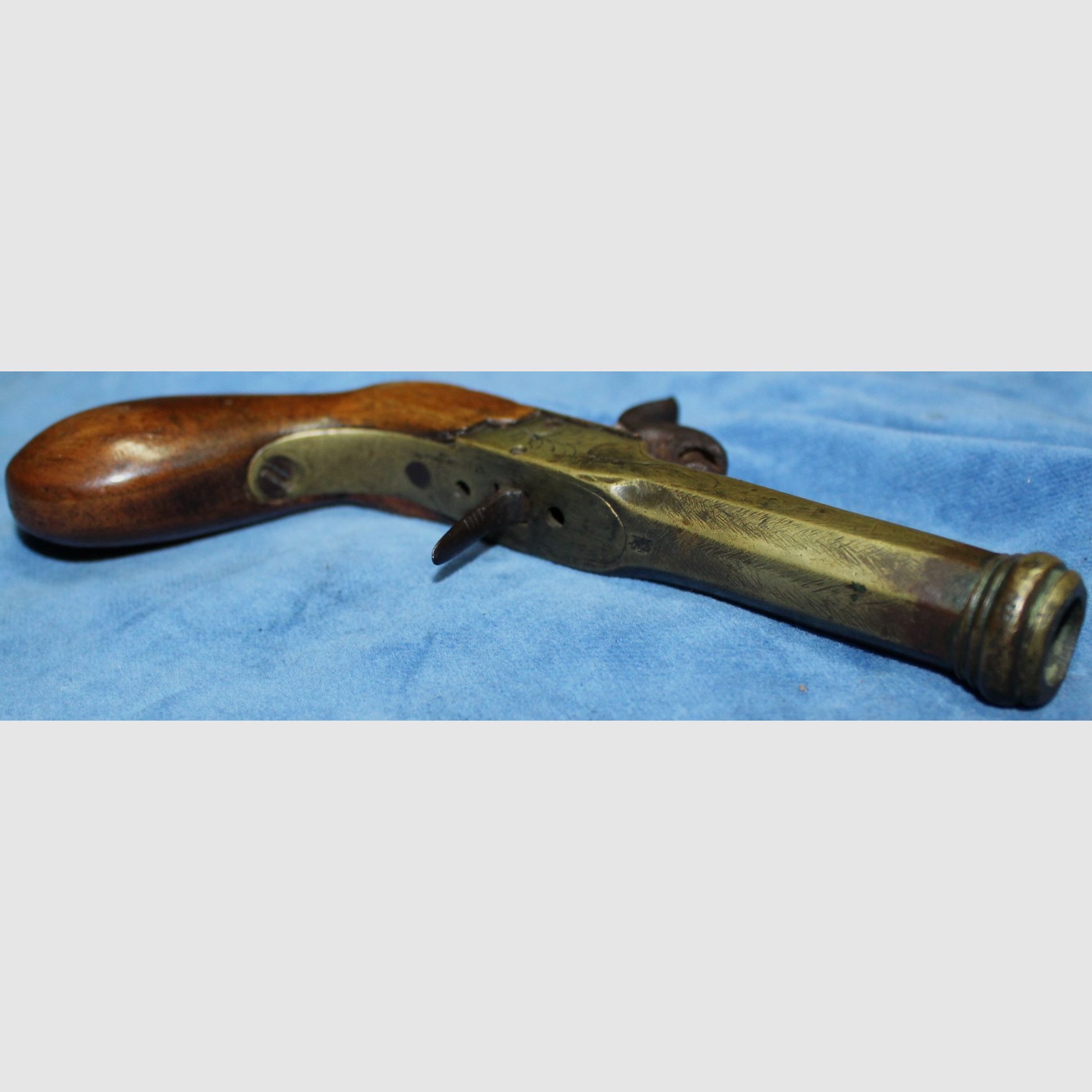 Belgian muzzleloading pistol bronze (license-free), image 6 of 10