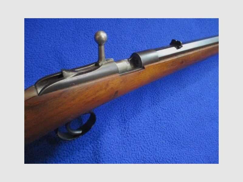 Eenzame ladergeweer .22lr Husqvarna met achthoekige loop Säkrat