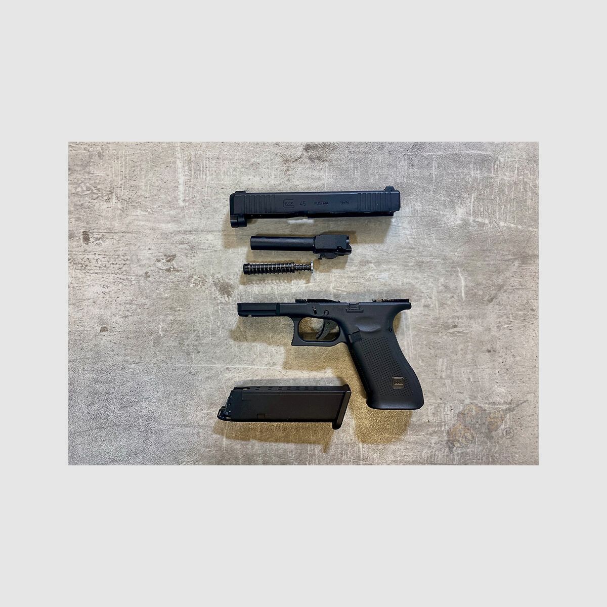 Glock 45 mit Metallschlitten GBB Schwarz - VfC