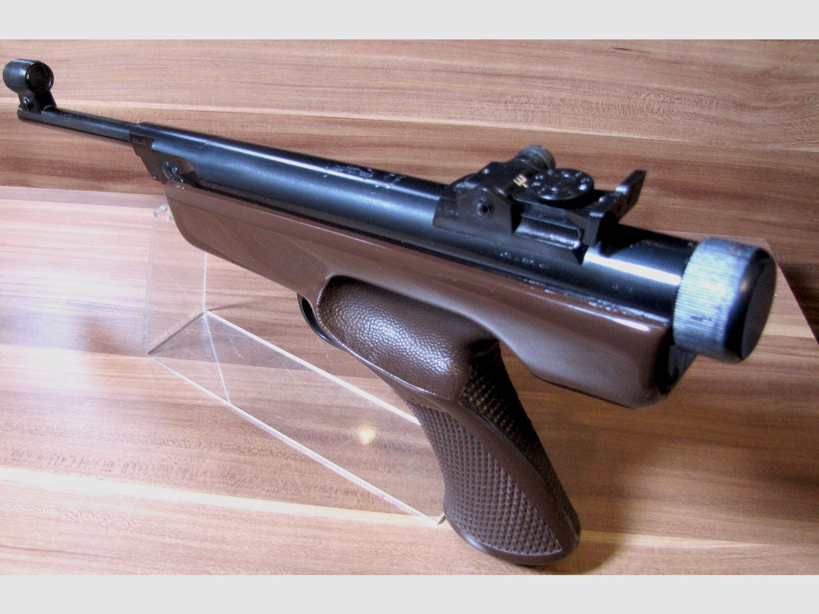 Air pistol Diana 5