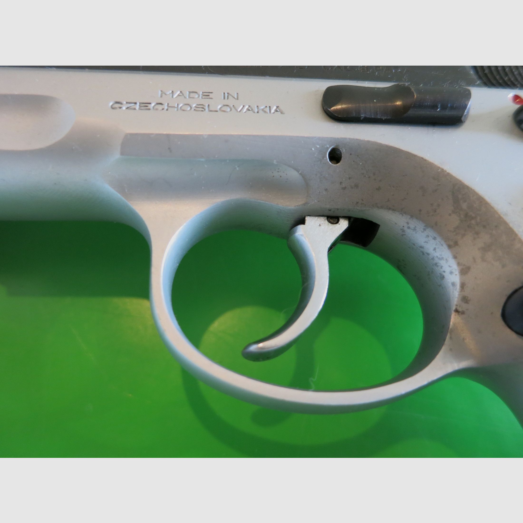 Brünner CZ75 DUO TONE bzw. ČZ 75 (Česká zbrojovka), halbauto. Selbstladepistole Kaliber 9 × 19 mm       #36