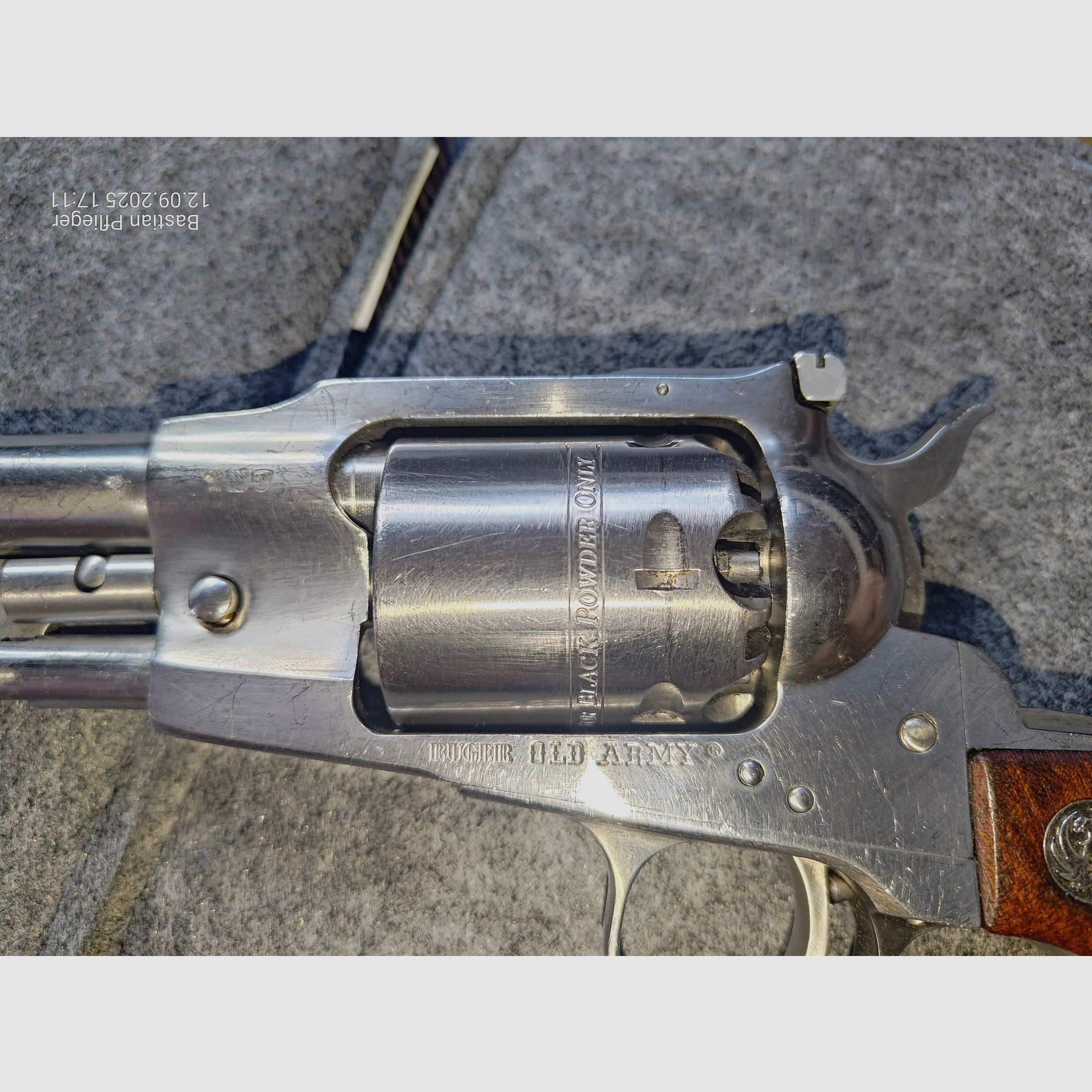Ruger Old Army .45BP (Rewolwer kapiszonowy / Proch czarny)