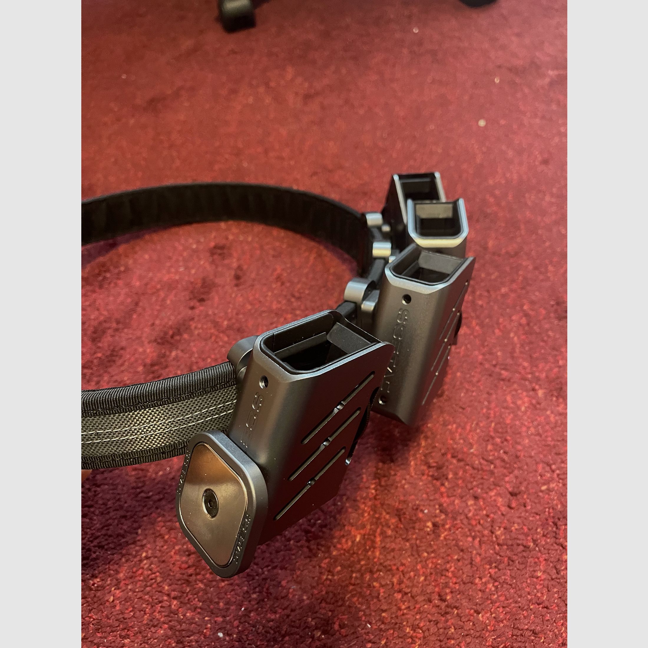 Gürtel Set Holster 4 x Magazine IPSC CZ Shadow 2, Glock,STI,1911